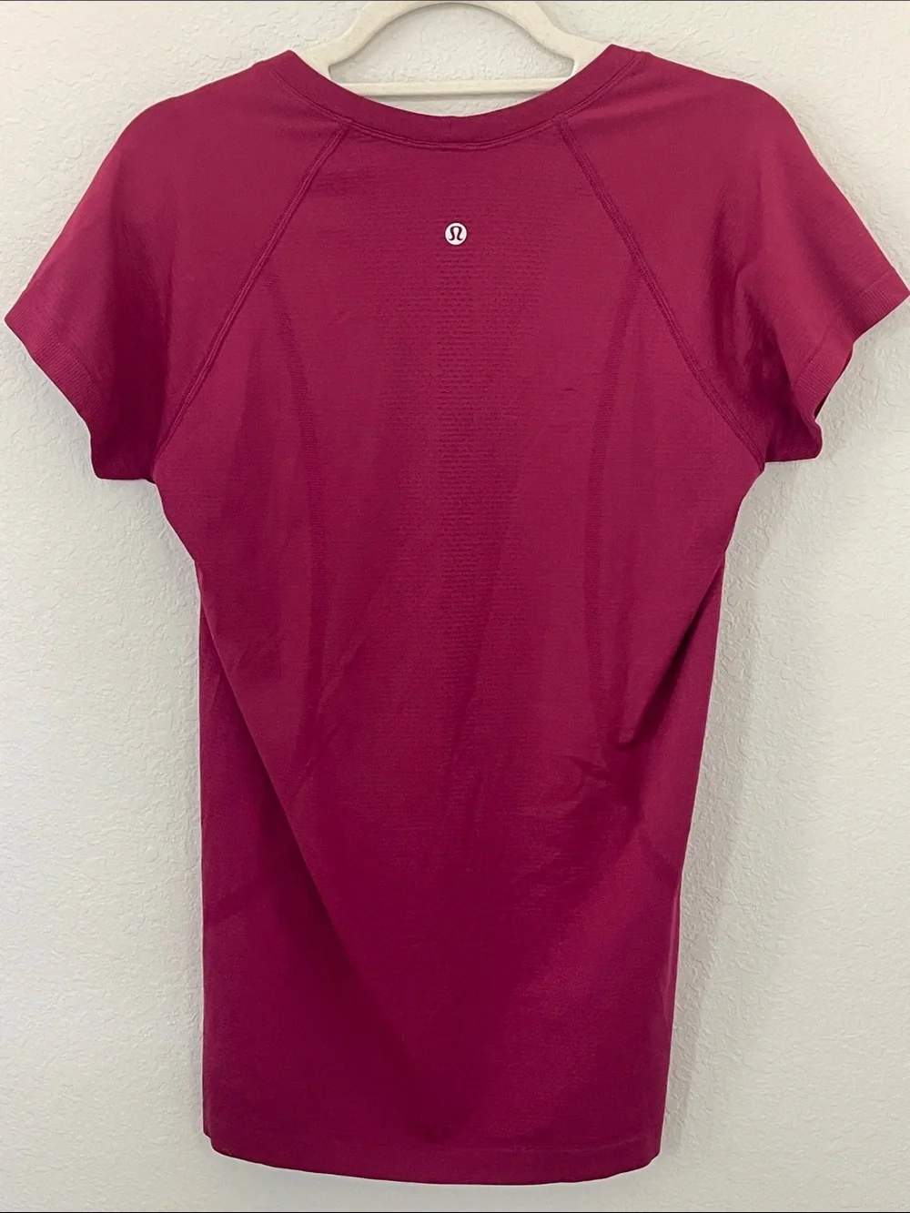 Lululemon Swiftly Tech Short Sleeve Running Top Berry Magenta Women’s